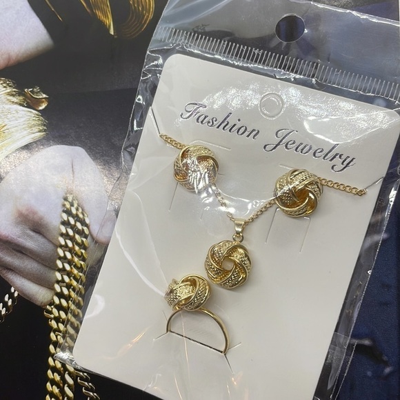 Gold Knotted Necklace Earrings And Ring Set - Picture 9 of 10